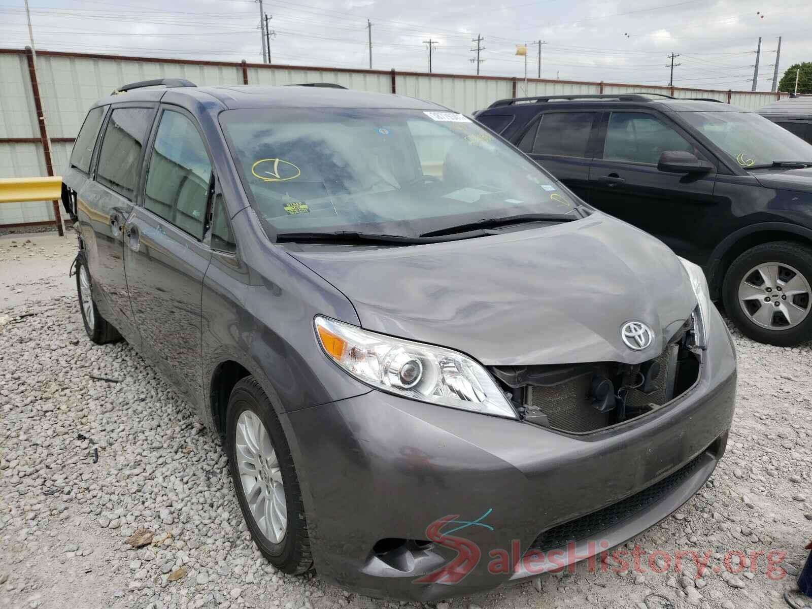 5TDYZ3DC6HS858080 2017 TOYOTA SIENNA