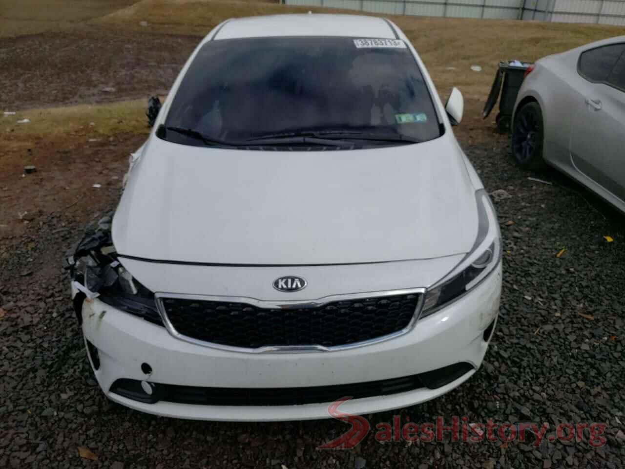 3KPFL4A71JE256080 2018 KIA FORTE