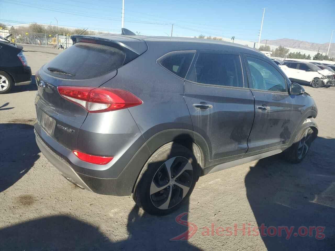 KM8J33A27JU832115 2018 HYUNDAI TUCSON