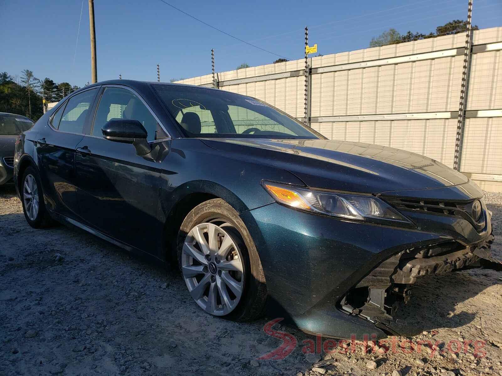 4T1B11HK7JU546463 2018 TOYOTA CAMRY