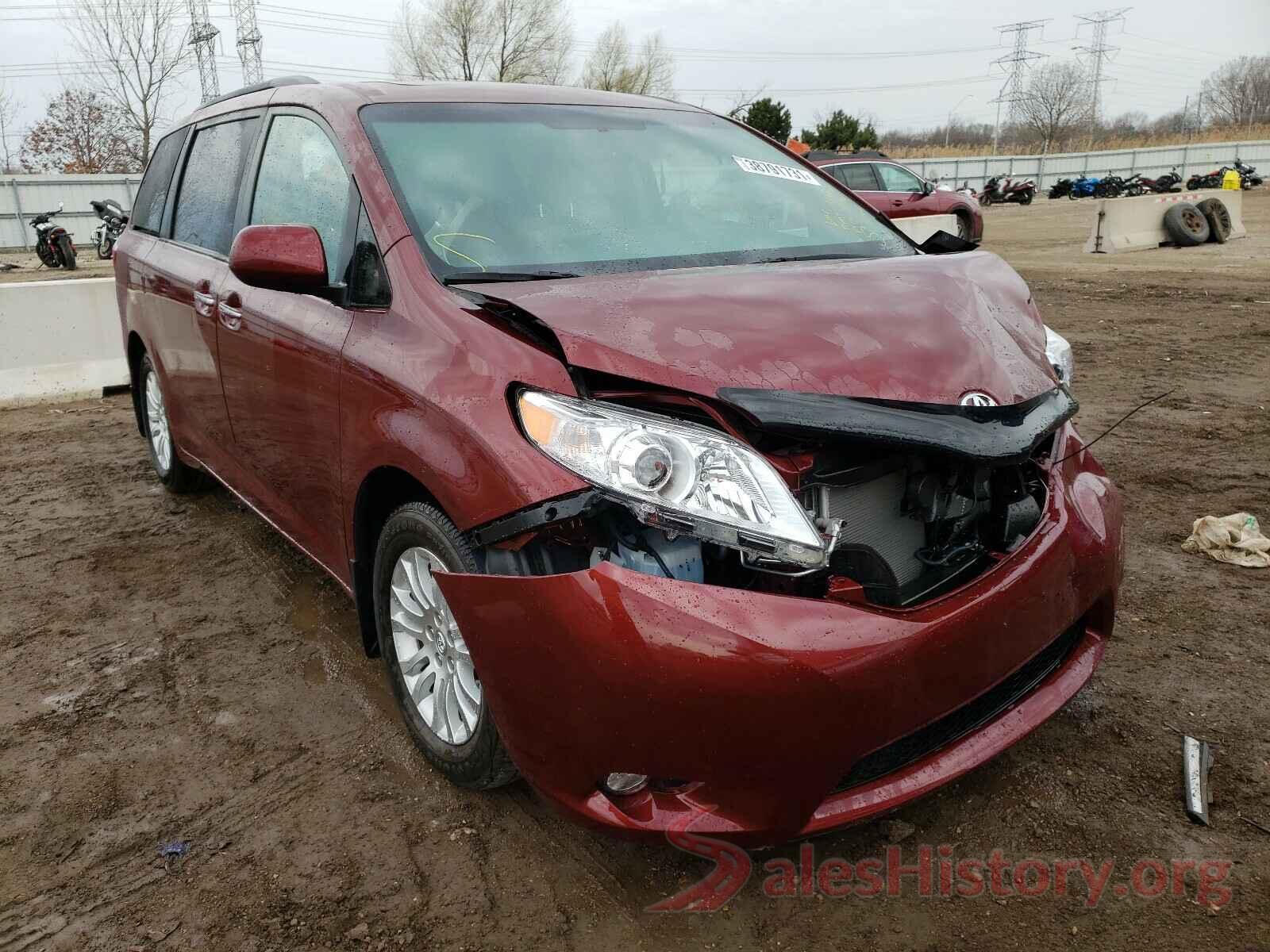 5TDYZ3DC1HS831112 2017 TOYOTA SIENNA