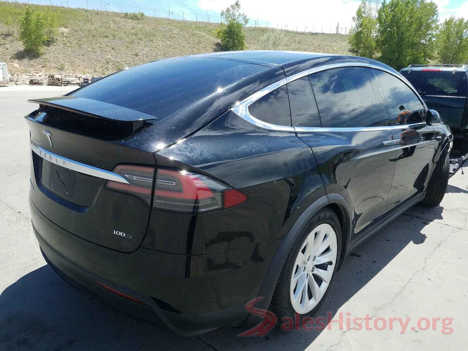 5YJXCDE23HF062724 2017 TESLA MODEL X