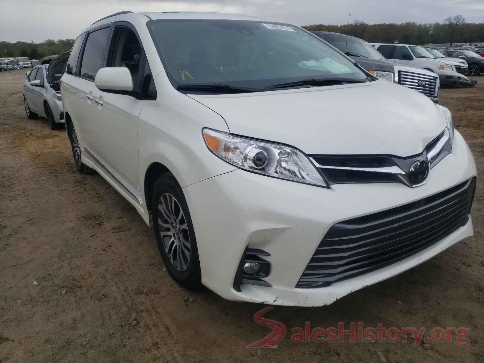 5TDYZ3DC9JS948698 2018 TOYOTA SIENNA