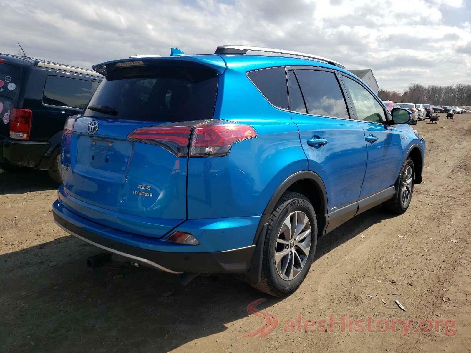 JTMRJREV6JD176428 2018 TOYOTA RAV4