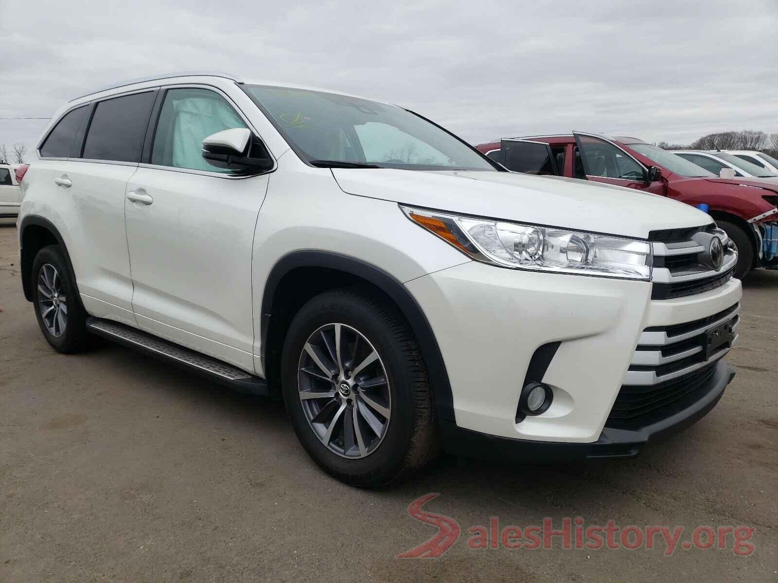 5TDJZRFH1JS820811 2018 TOYOTA HIGHLANDER