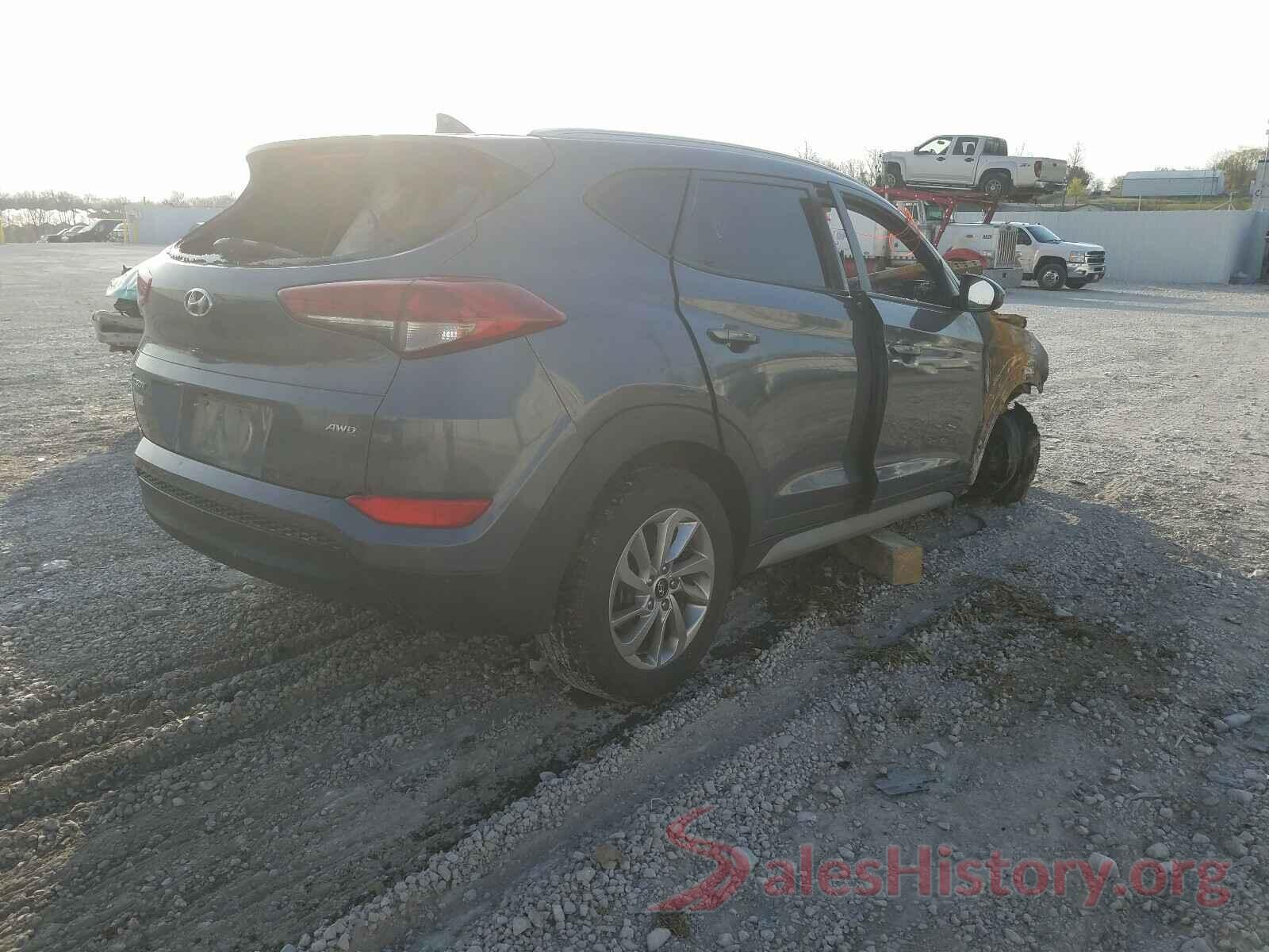 KM8J3CA43JU599318 2018 HYUNDAI TUCSON