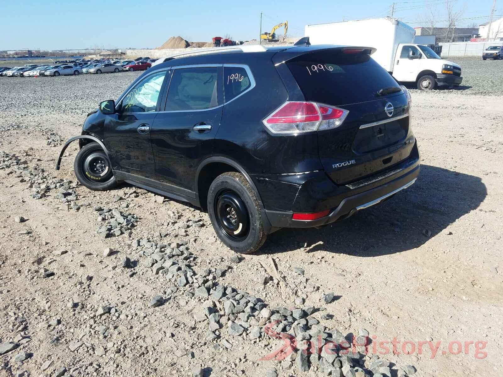 5N1AT2MV2JC815860 2018 NISSAN ROGUE