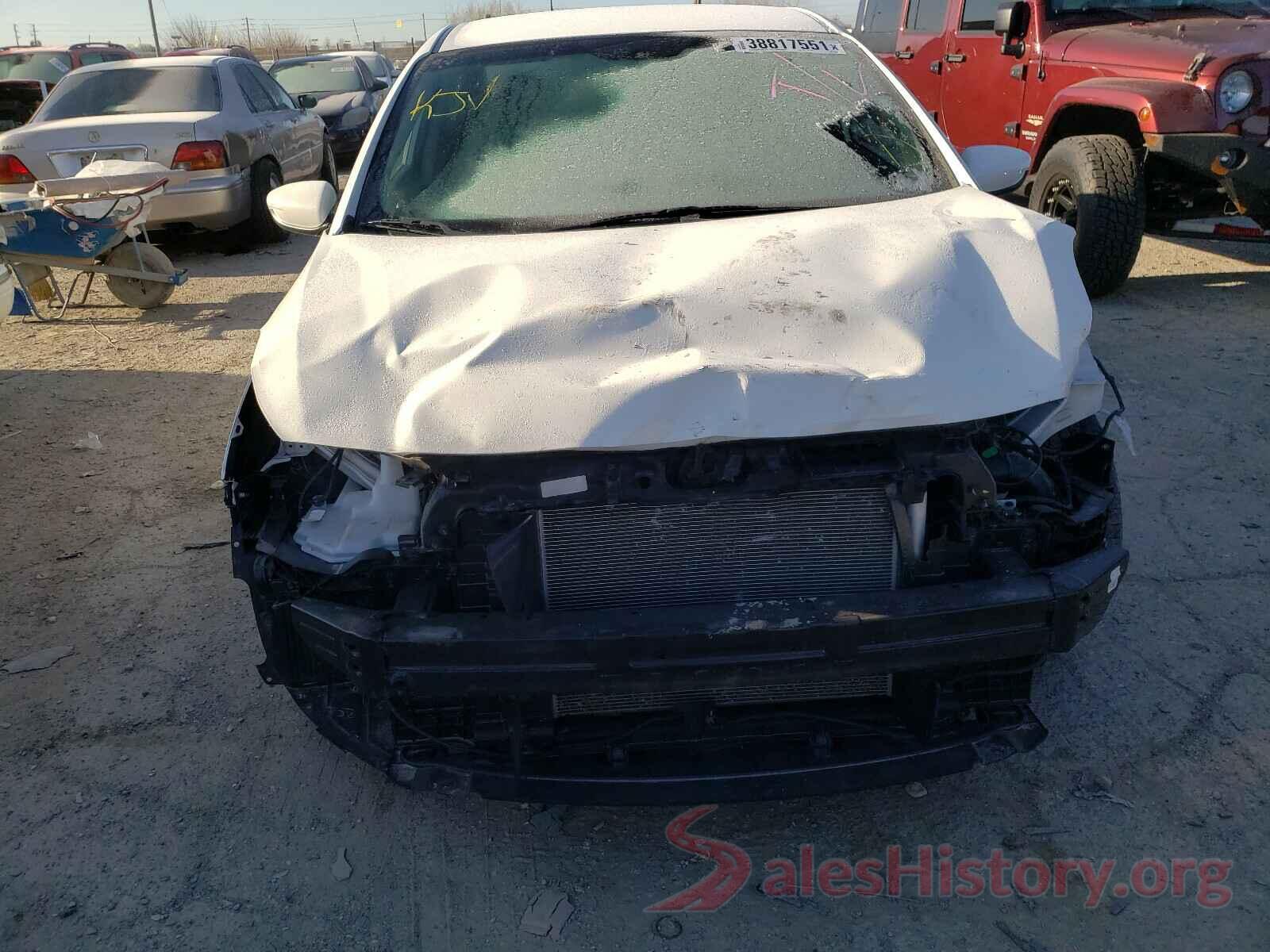 3KPFK4A70JE177101 2018 KIA FORTE