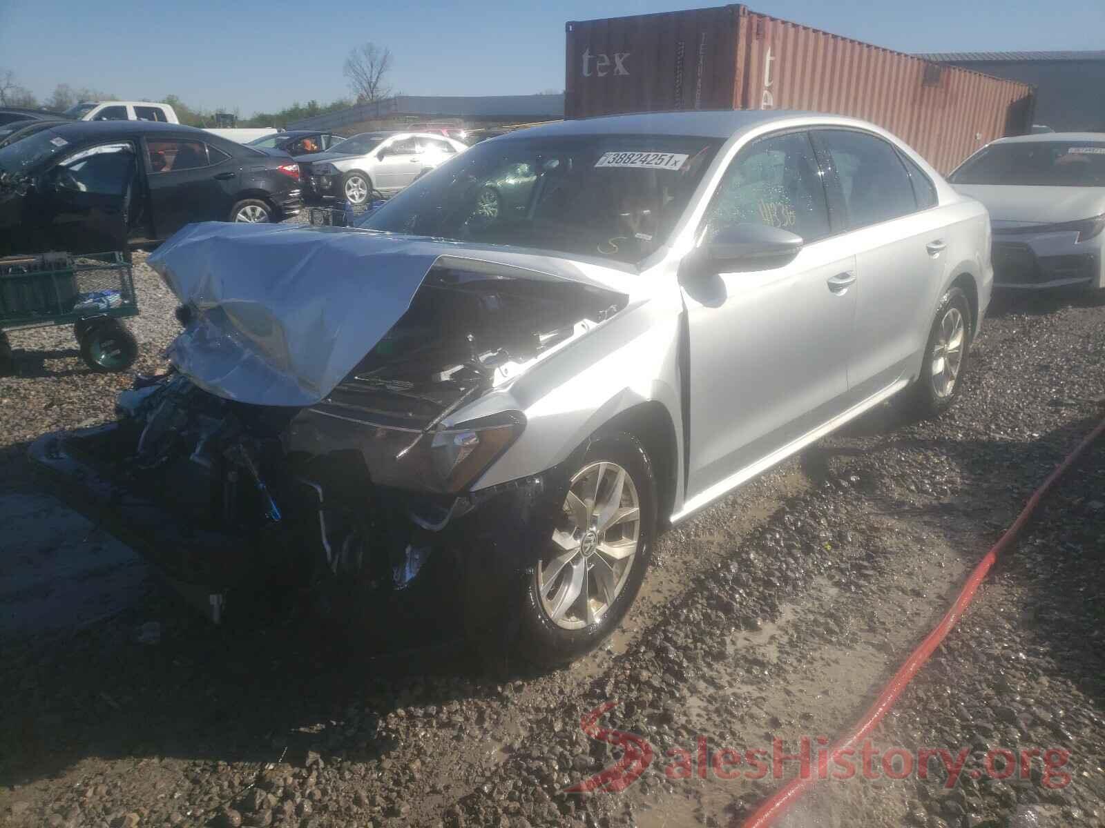 1VWAA7A36JC025341 2018 VOLKSWAGEN PASSAT