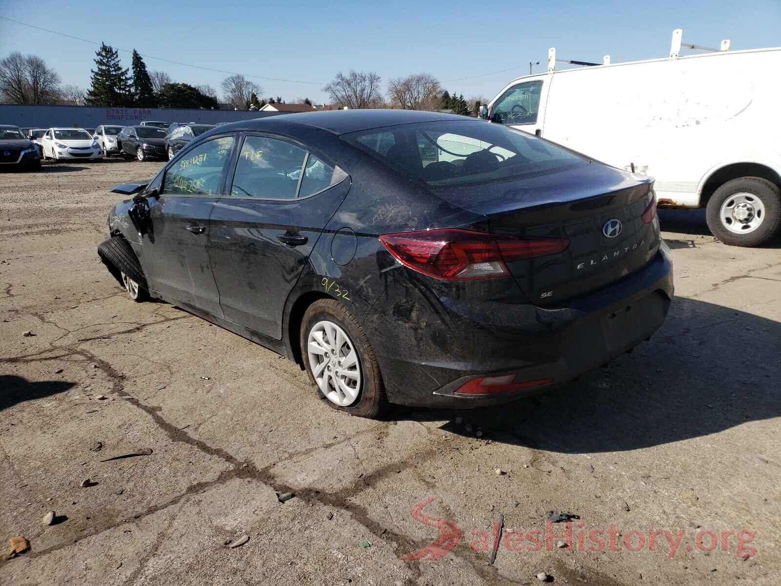 5NPD74LF2KH438903 2019 HYUNDAI ELANTRA