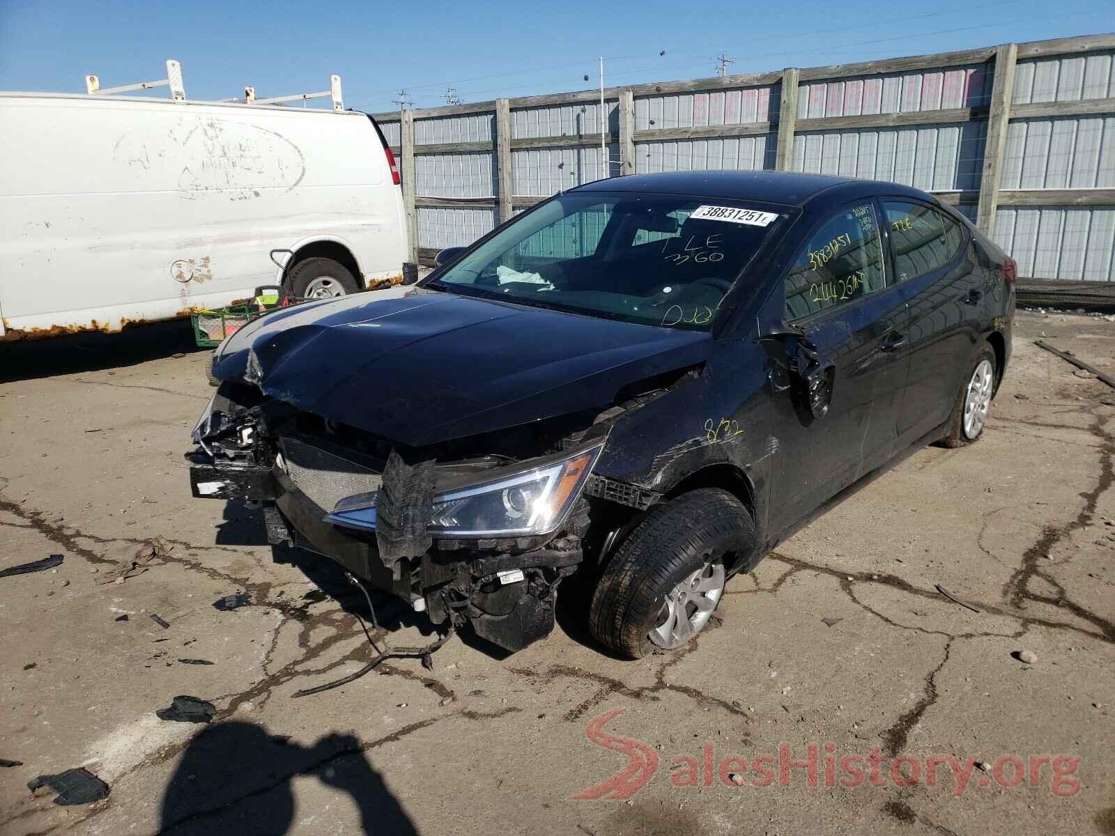 5NPD74LF2KH438903 2019 HYUNDAI ELANTRA