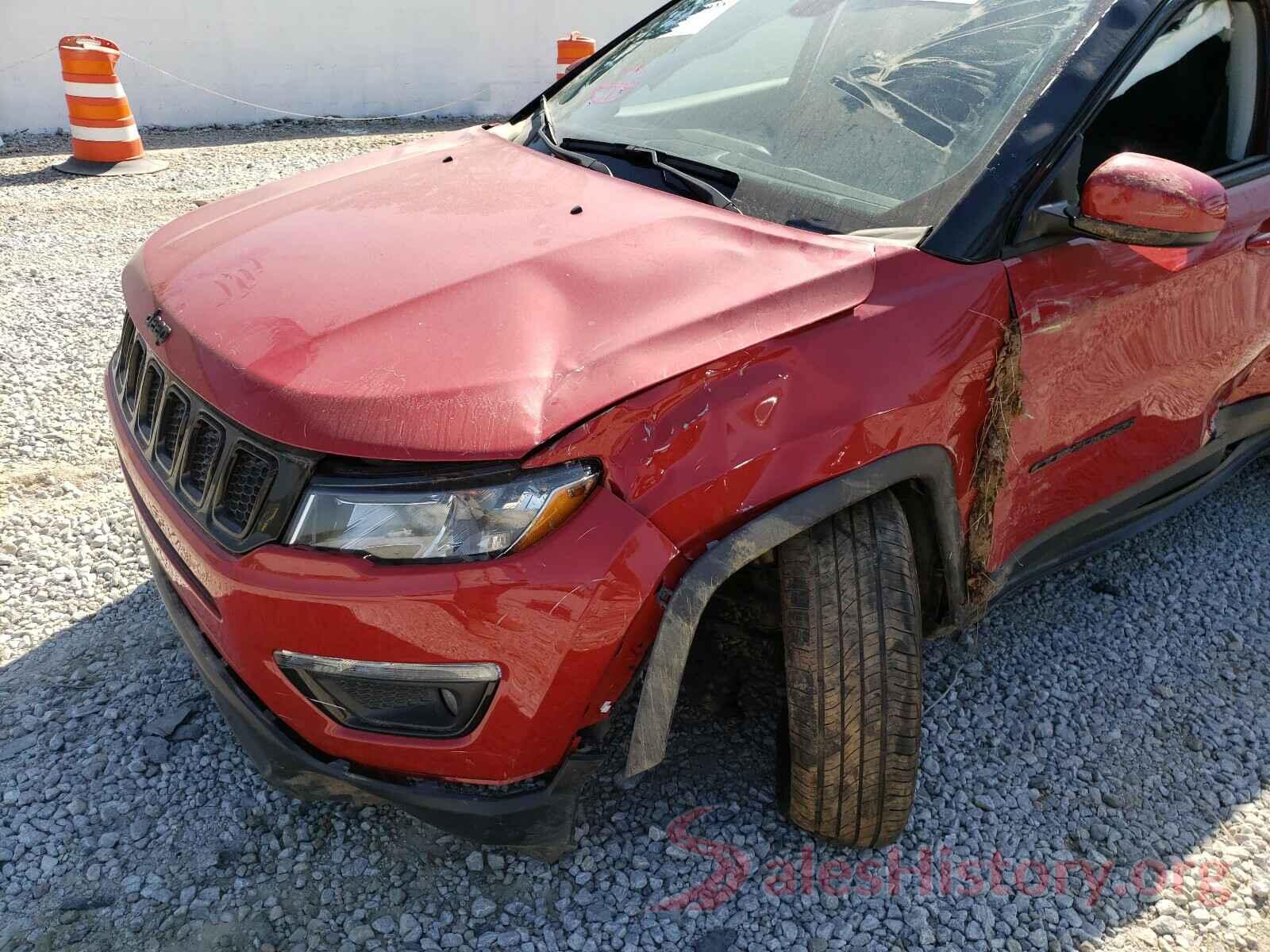 3C4NJCBB0JT324685 2018 JEEP COMPASS