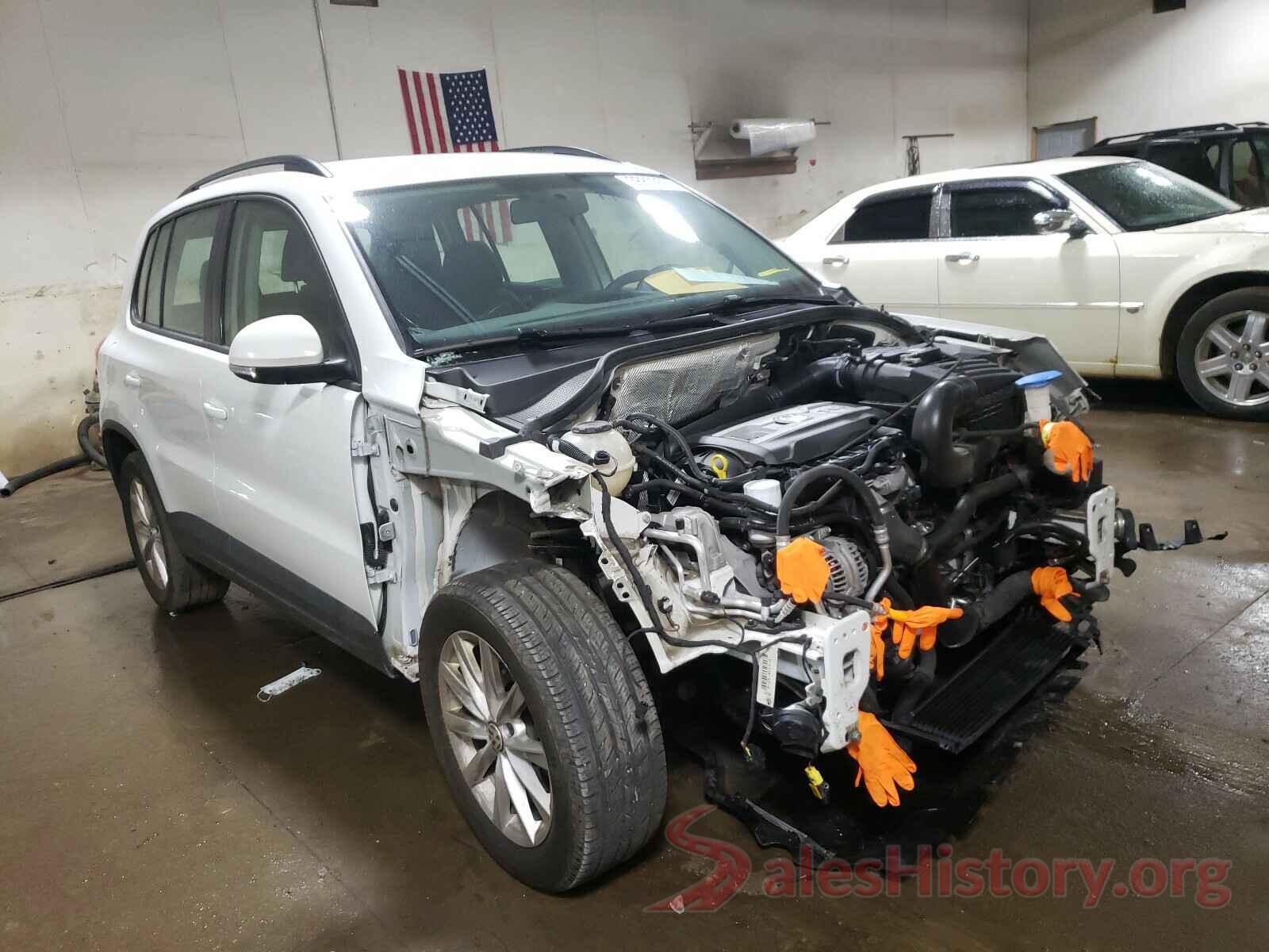 WVGBV7AX4HK045453 2017 VOLKSWAGEN TIGUAN