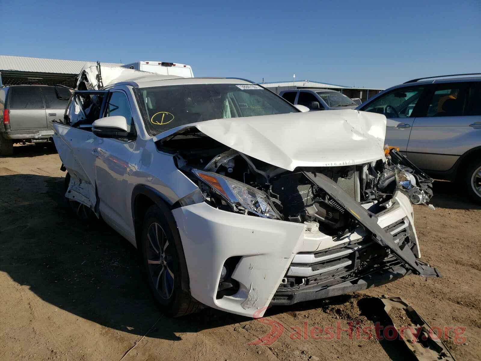 5TDJZRFH3JS537178 2018 TOYOTA HIGHLANDER