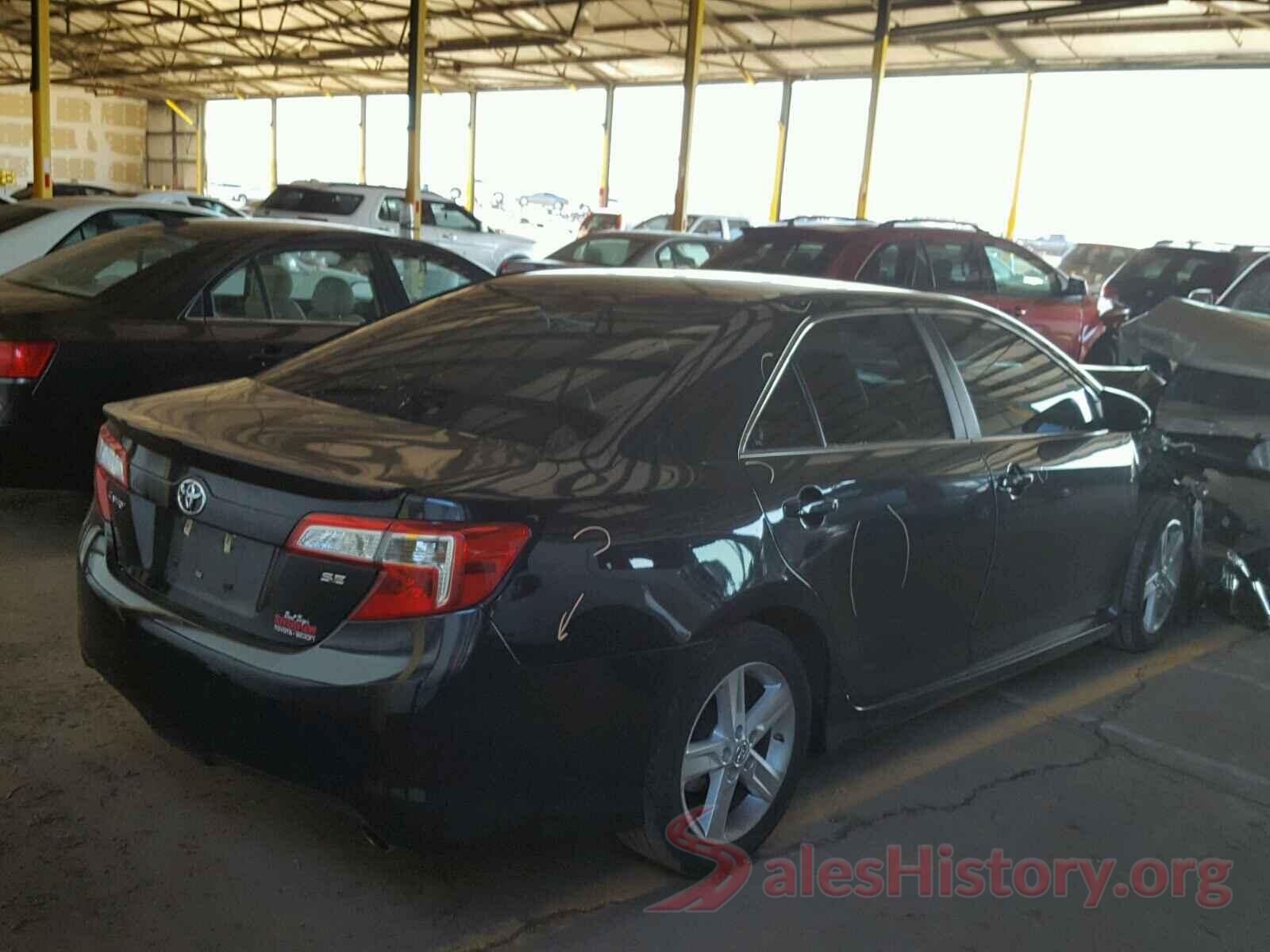 4T1BF1FKXEU767128 2014 TOYOTA CAMRY