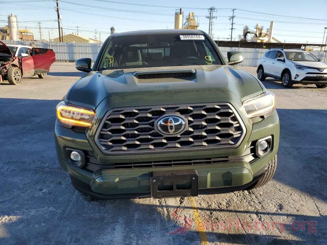 3TYCZ5AN1NT092982 2022 TOYOTA TACOMA