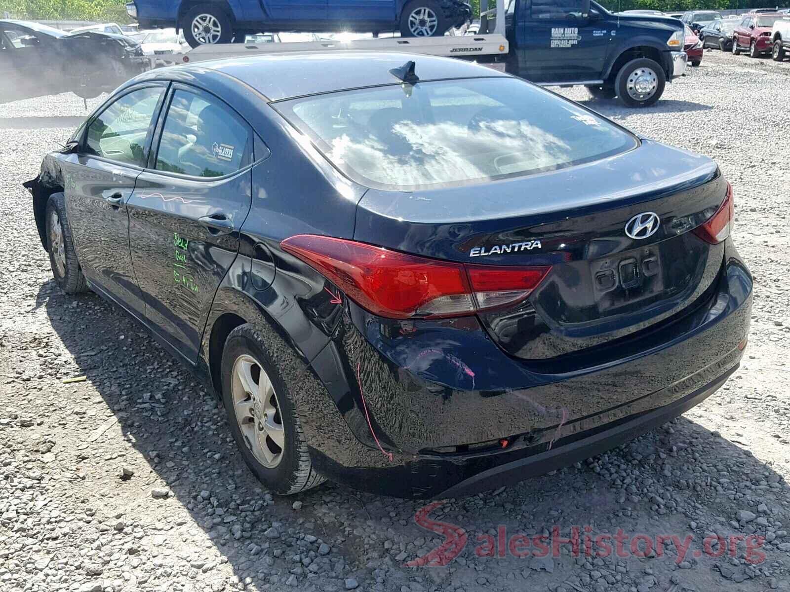 5NPDH4AE4FH567898 2015 HYUNDAI ELANTRA