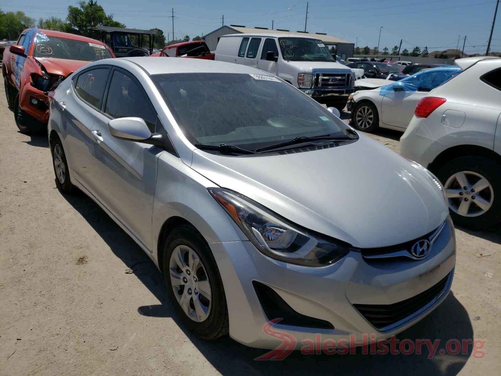 5NPDH4AE8GH774960 2016 HYUNDAI ELANTRA