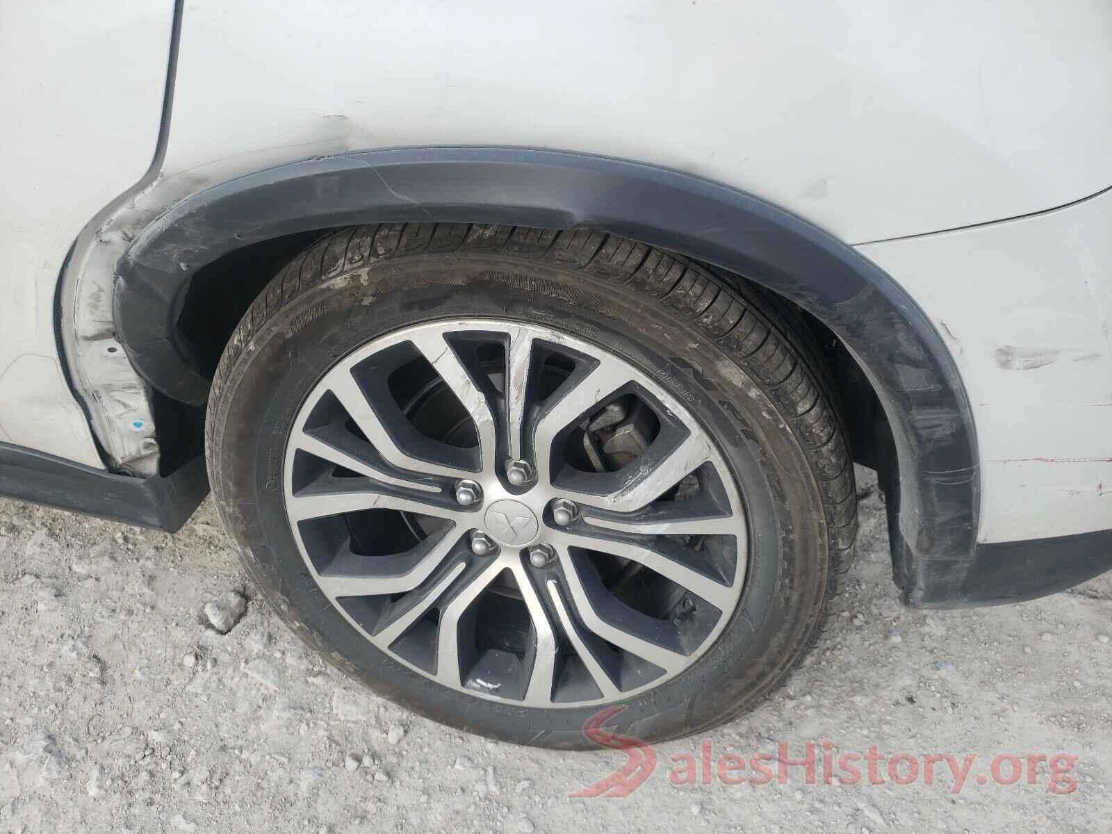 JA4AP3AUXKU005781 2019 MITSUBISHI OUTLANDER