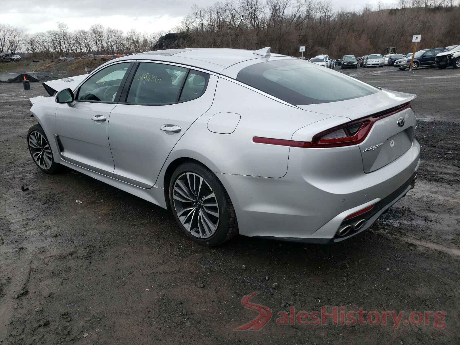 KNAE25LA8J6025709 2018 KIA STINGER