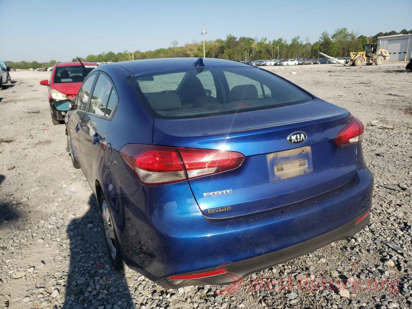 3KPFK4A77HE034818 2017 KIA FORTE