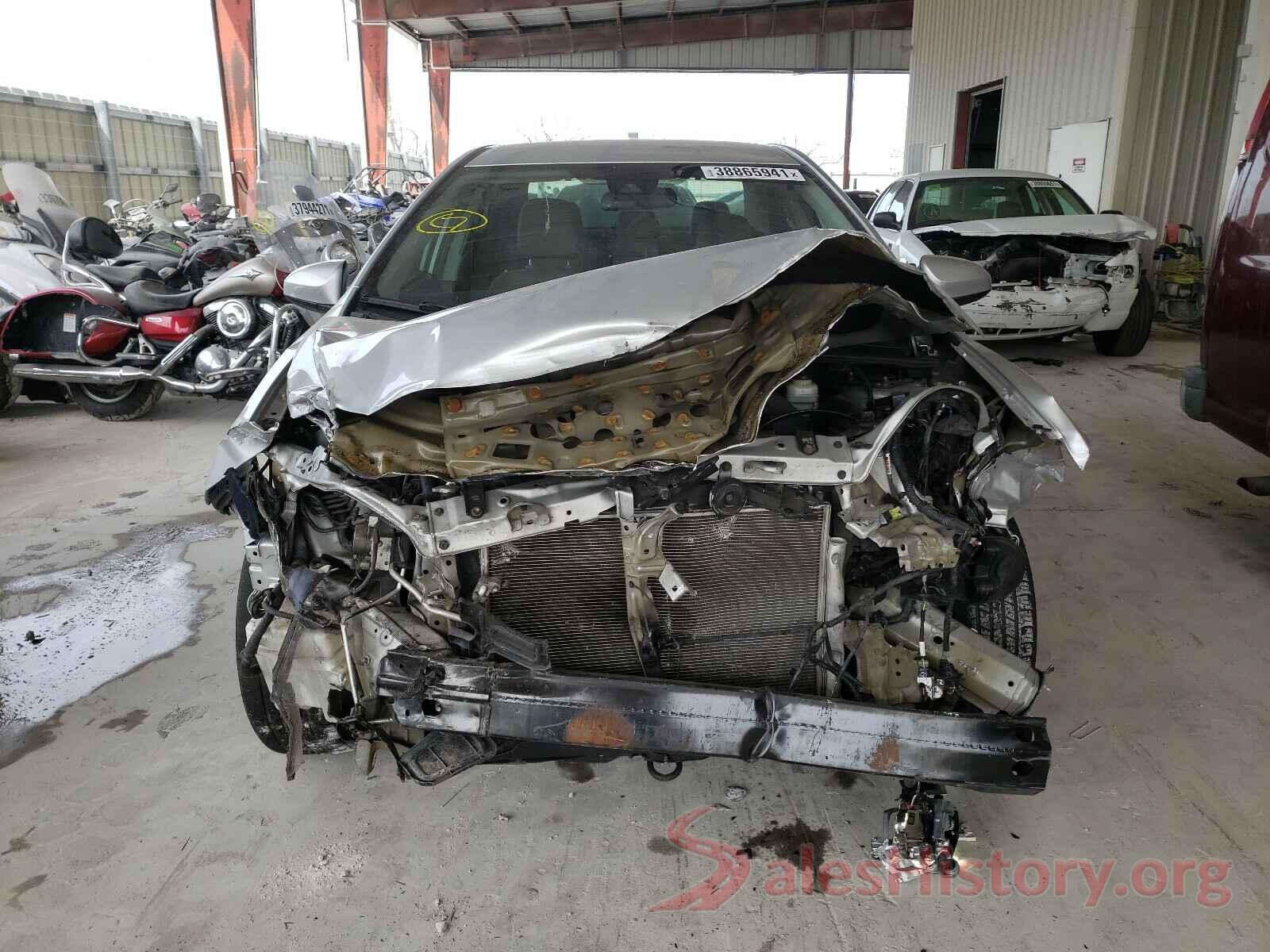 5YFBURHE7HP596453 2017 TOYOTA COROLLA