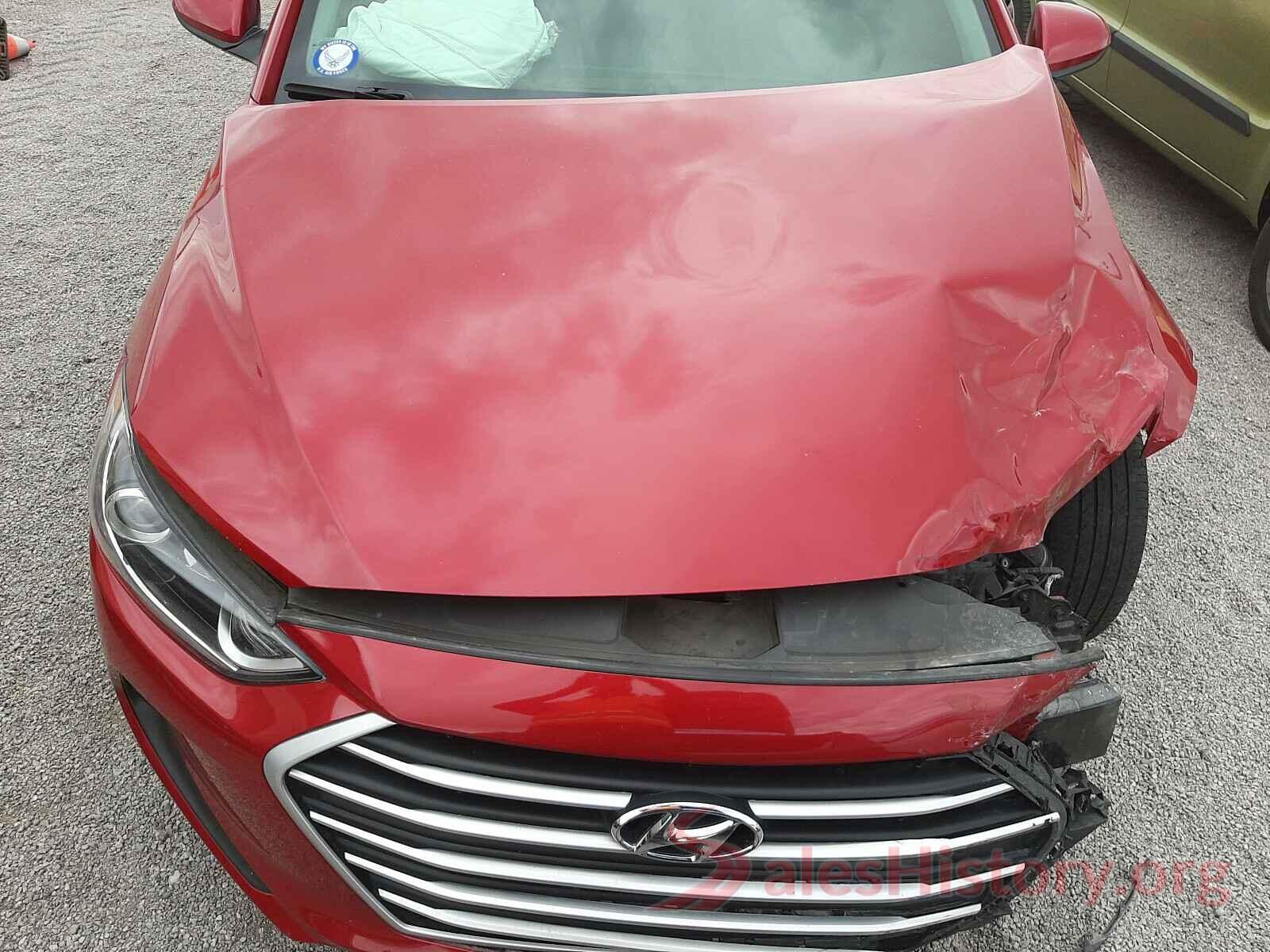 5NPD84LF1JH305609 2018 HYUNDAI ELANTRA