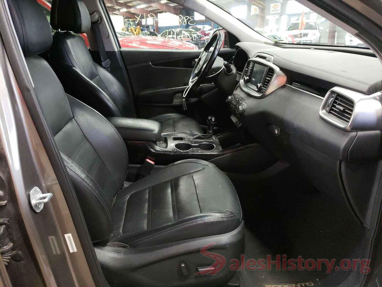 5XYPKDA59GG004949 2016 KIA SORENTO