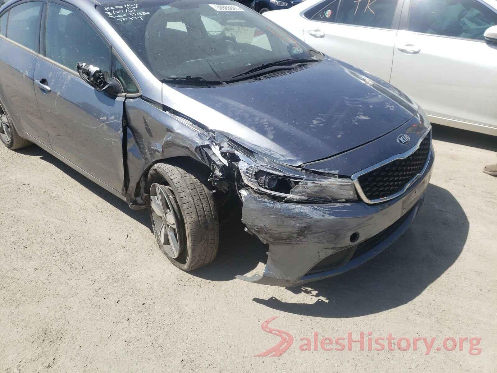 3KPFL4A76JE275269 2018 KIA FORTE