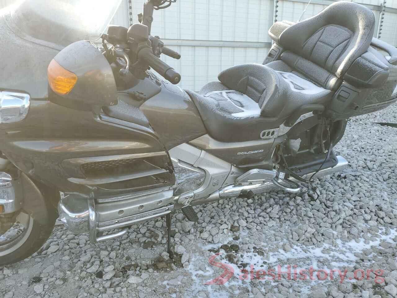 1HFSC47L9AA902901 2010 HONDA GL CYCLE