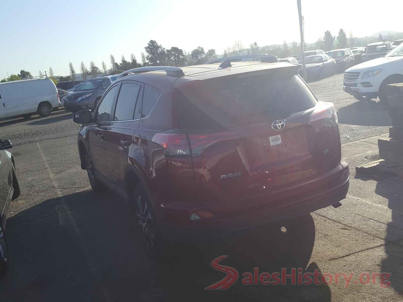 2T3ZFREV2JW452172 2018 TOYOTA RAV4