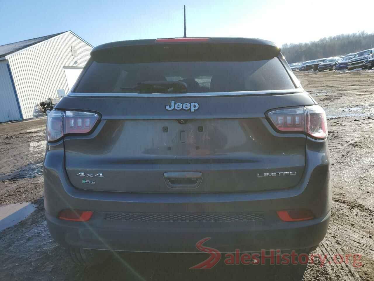 3C4NJDCB6JT372891 2018 JEEP COMPASS