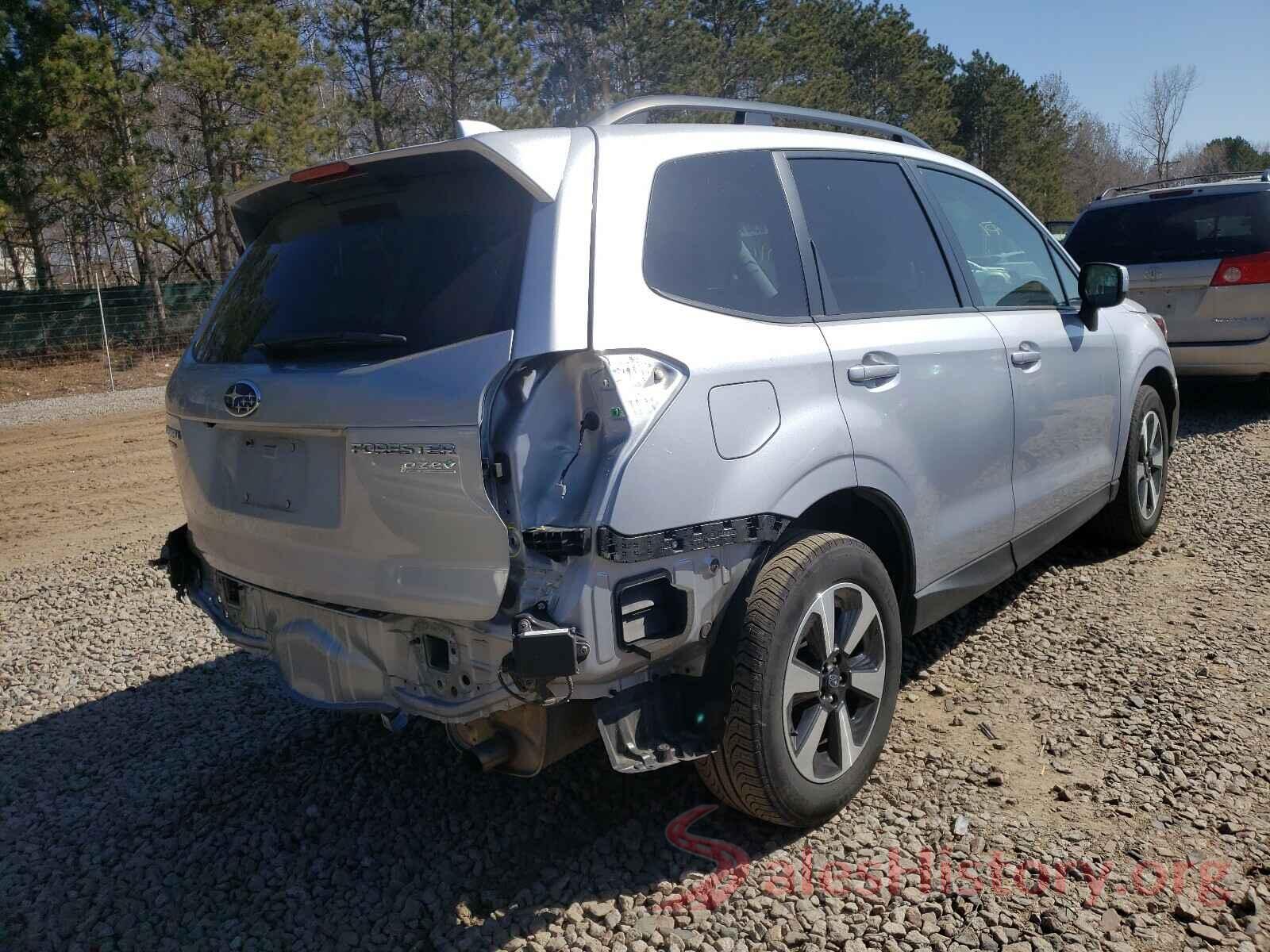 JF2SJAGC0HH466585 2017 SUBARU FORESTER