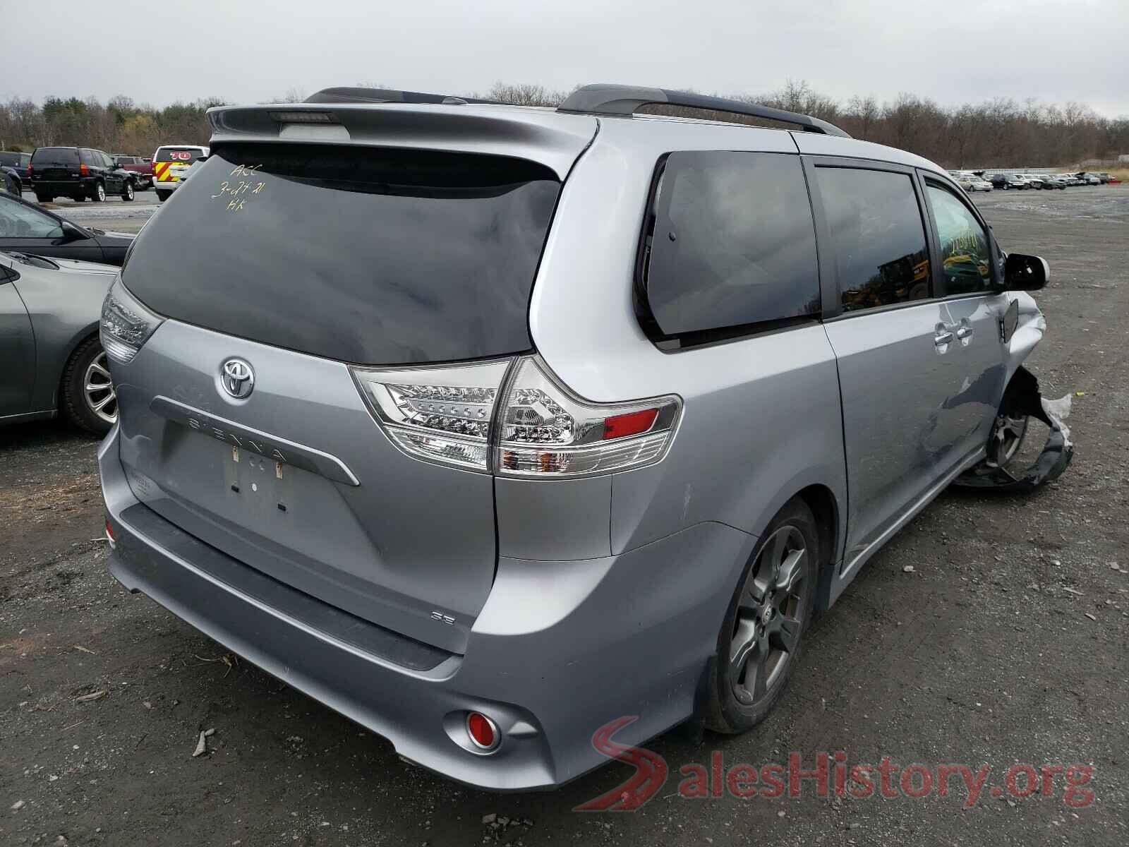 5TDXZ3DC0HS771058 2017 TOYOTA SIENNA