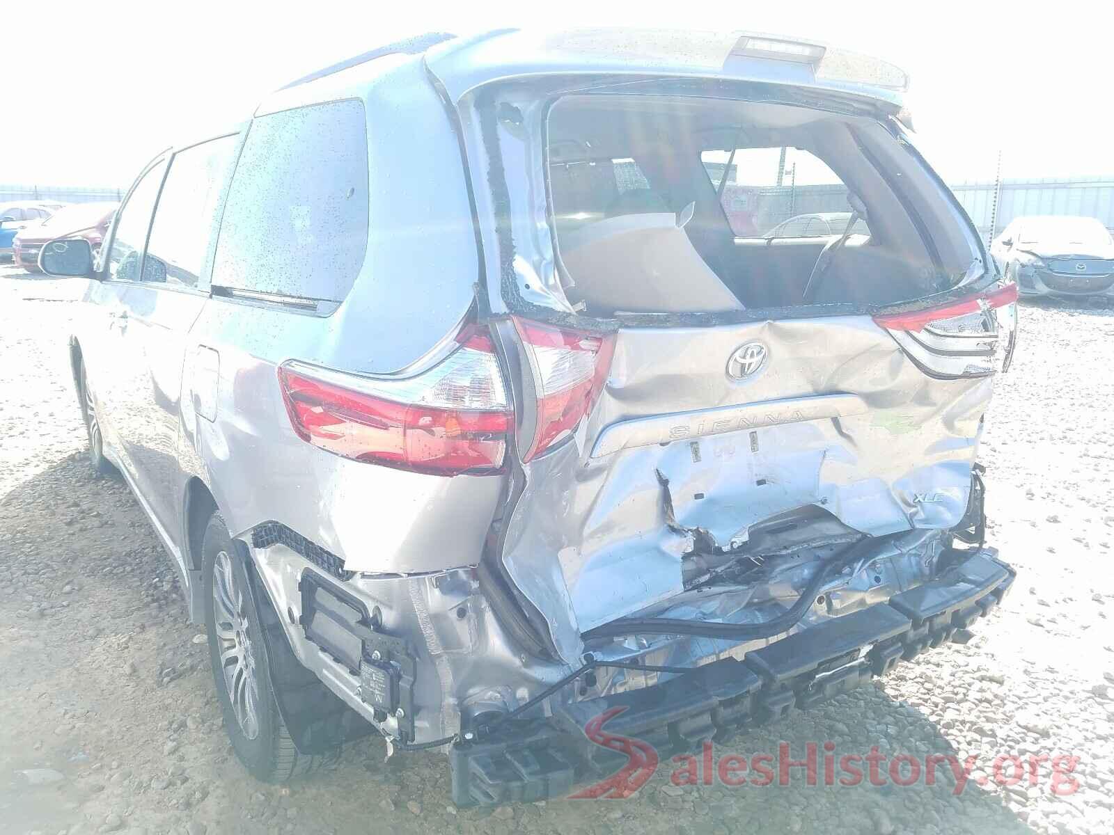 5TDYZ3DC3JS951712 2018 TOYOTA SIENNA