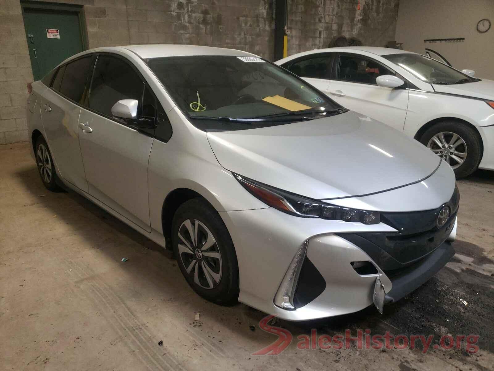 JTDKARFP4J3077761 2018 TOYOTA PRIUS