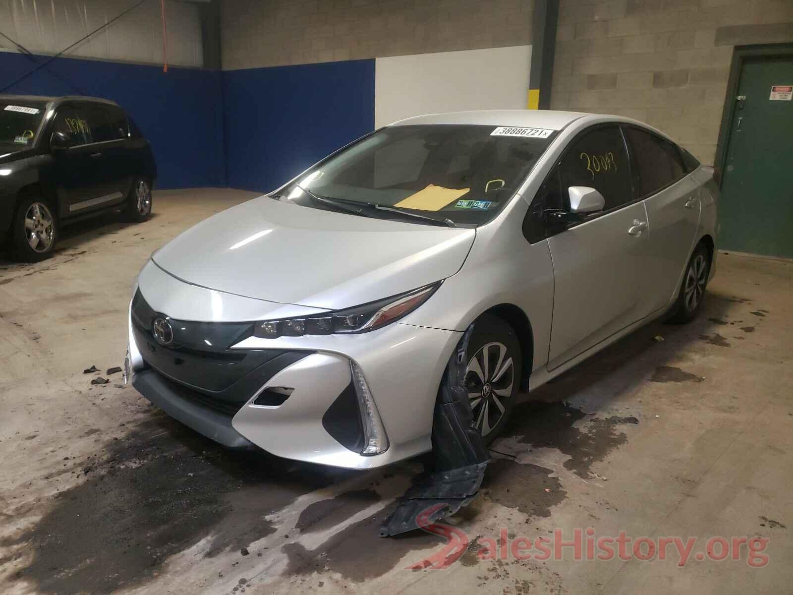 JTDKARFP4J3077761 2018 TOYOTA PRIUS