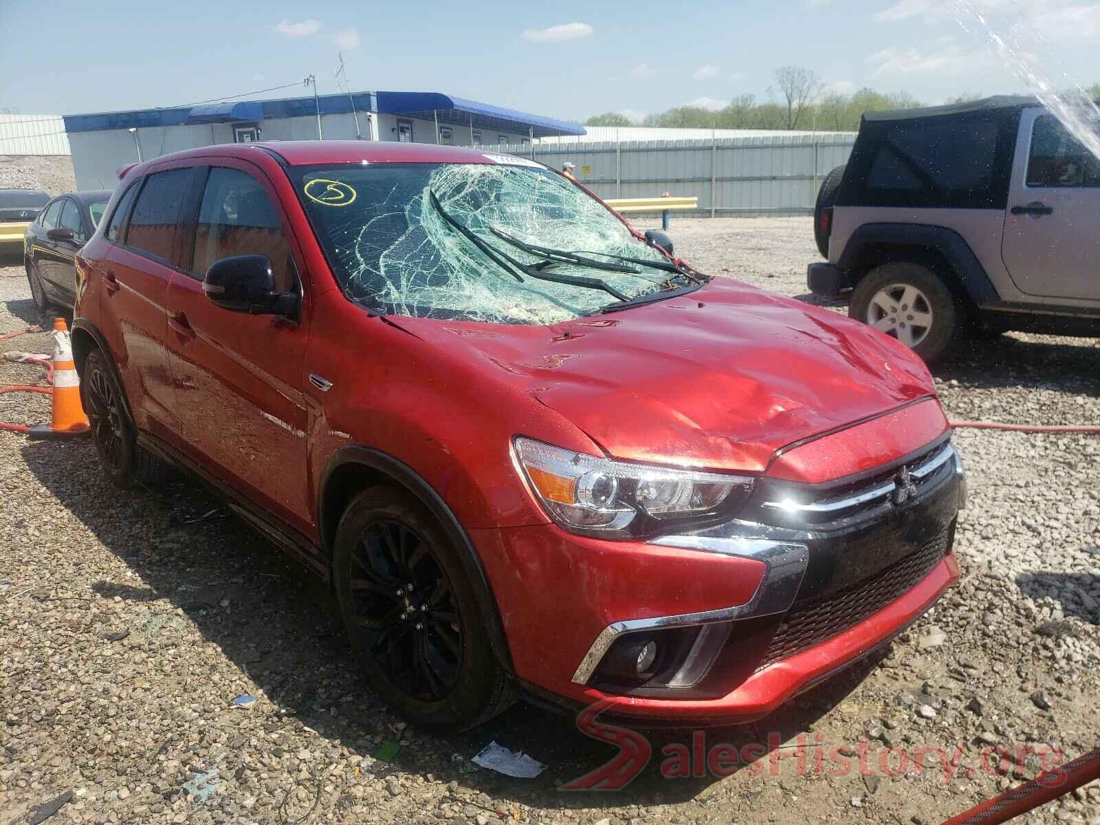 JA4AP3AU8JU014719 2018 MITSUBISHI OUTLANDER