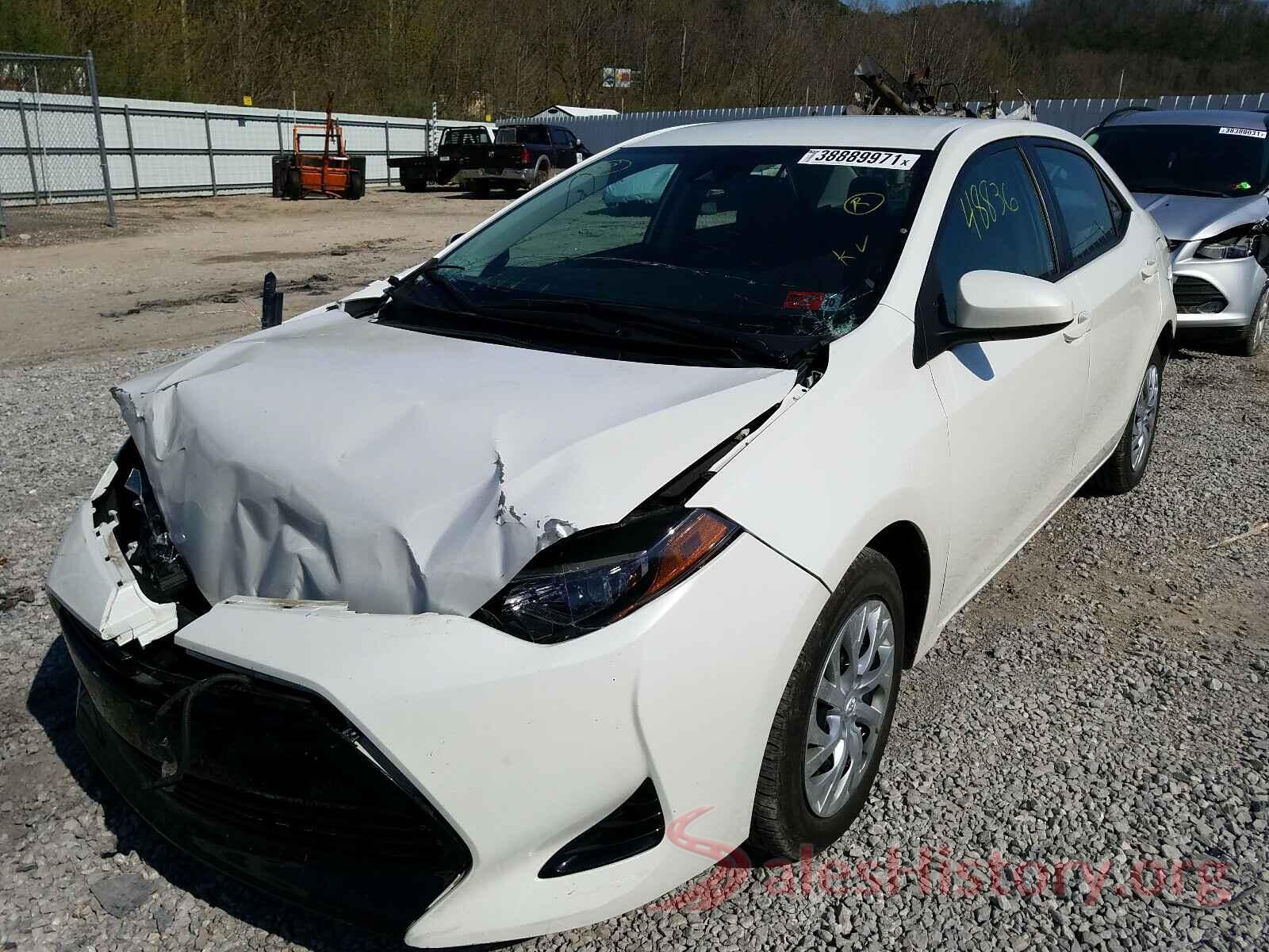 5YFBURHE9HP724756 2017 TOYOTA COROLLA