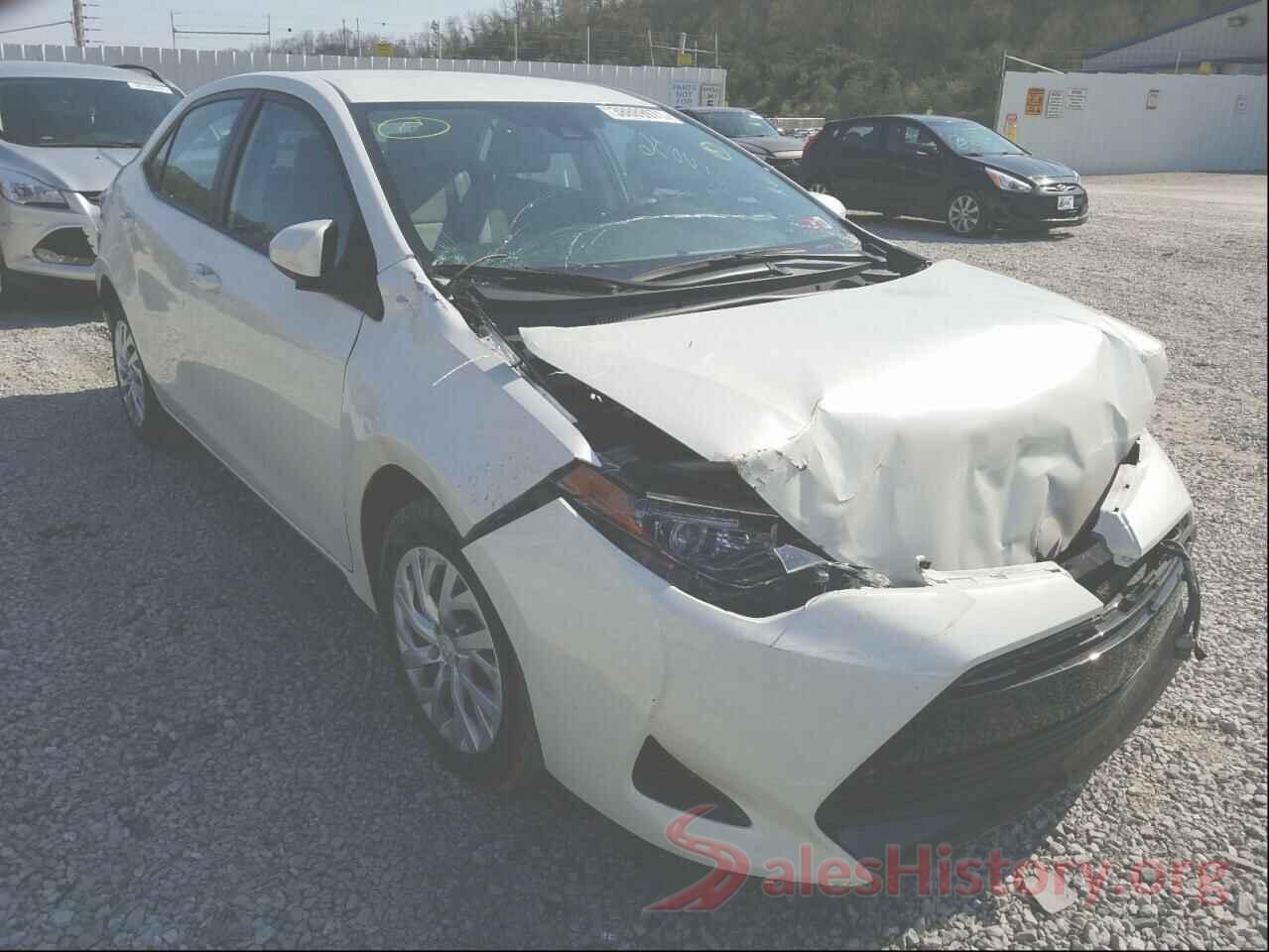 5YFBURHE9HP724756 2017 TOYOTA COROLLA