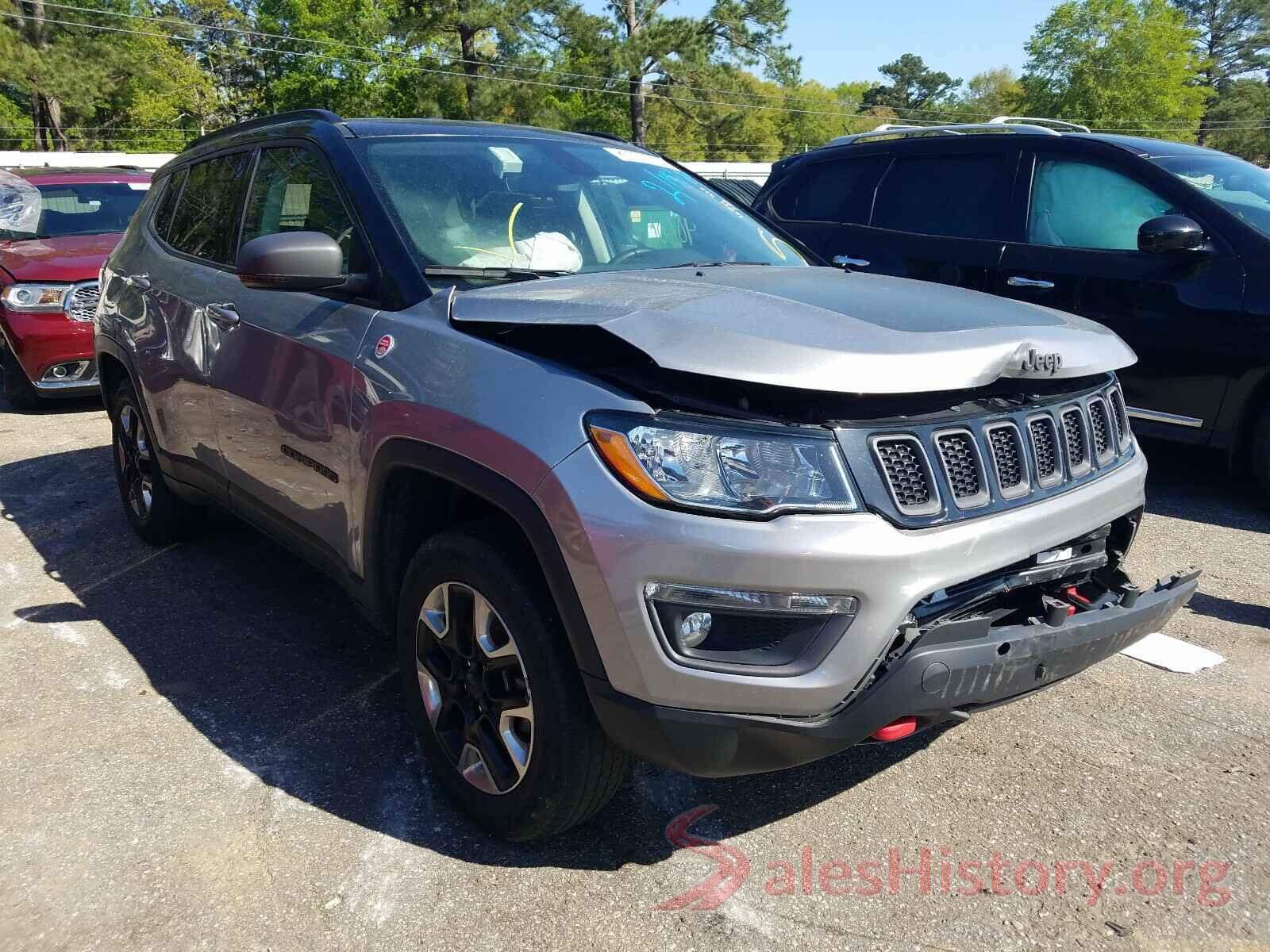 3C4NJDDB3JT451420 2018 JEEP COMPASS