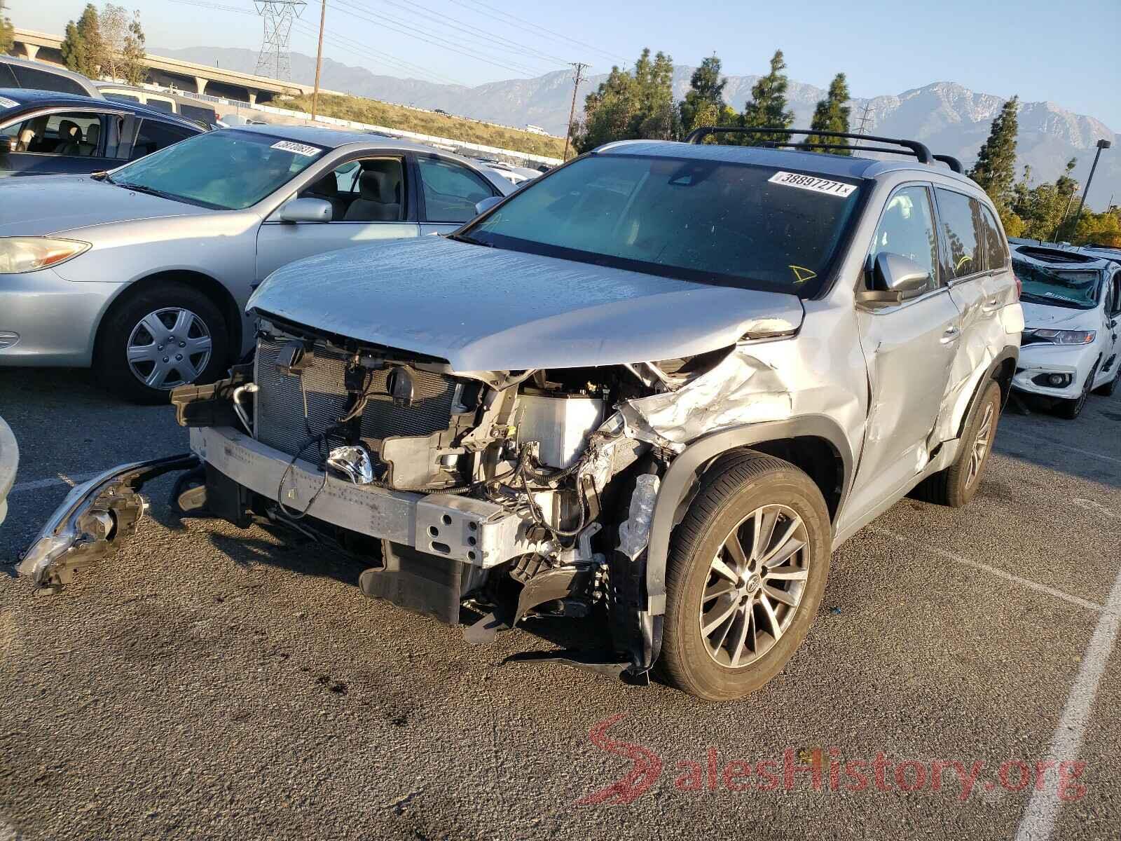 5TDKZRFH7JS263178 2018 TOYOTA HIGHLANDER