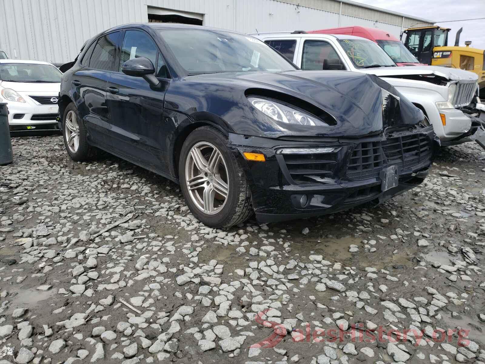 WP1AA2A5XJLB13072 2018 PORSCHE MACAN