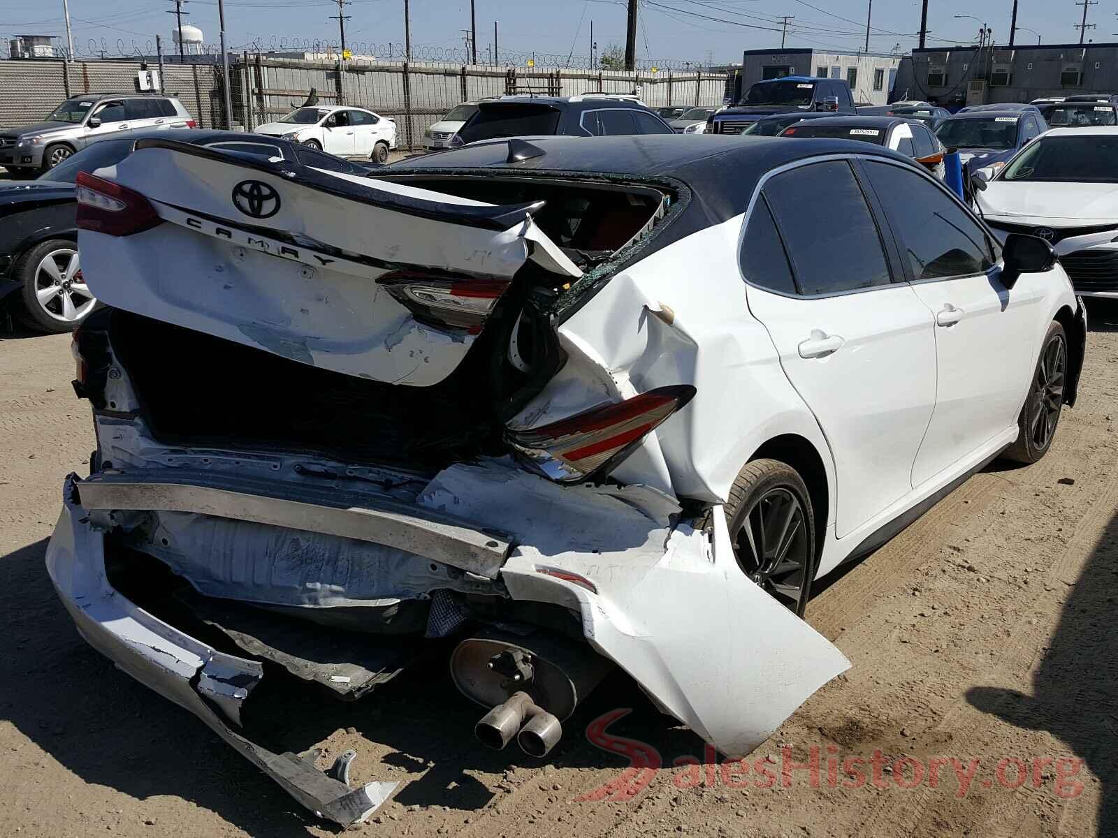 4T1B61HK2KU735623 2019 TOYOTA CAMRY