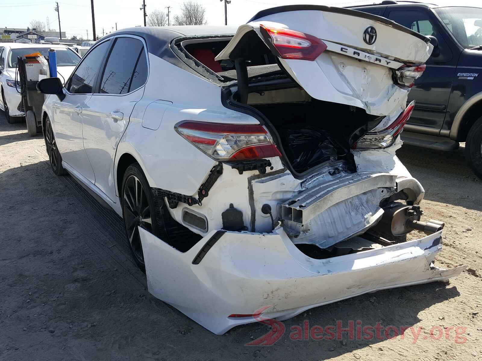 4T1B61HK2KU735623 2019 TOYOTA CAMRY