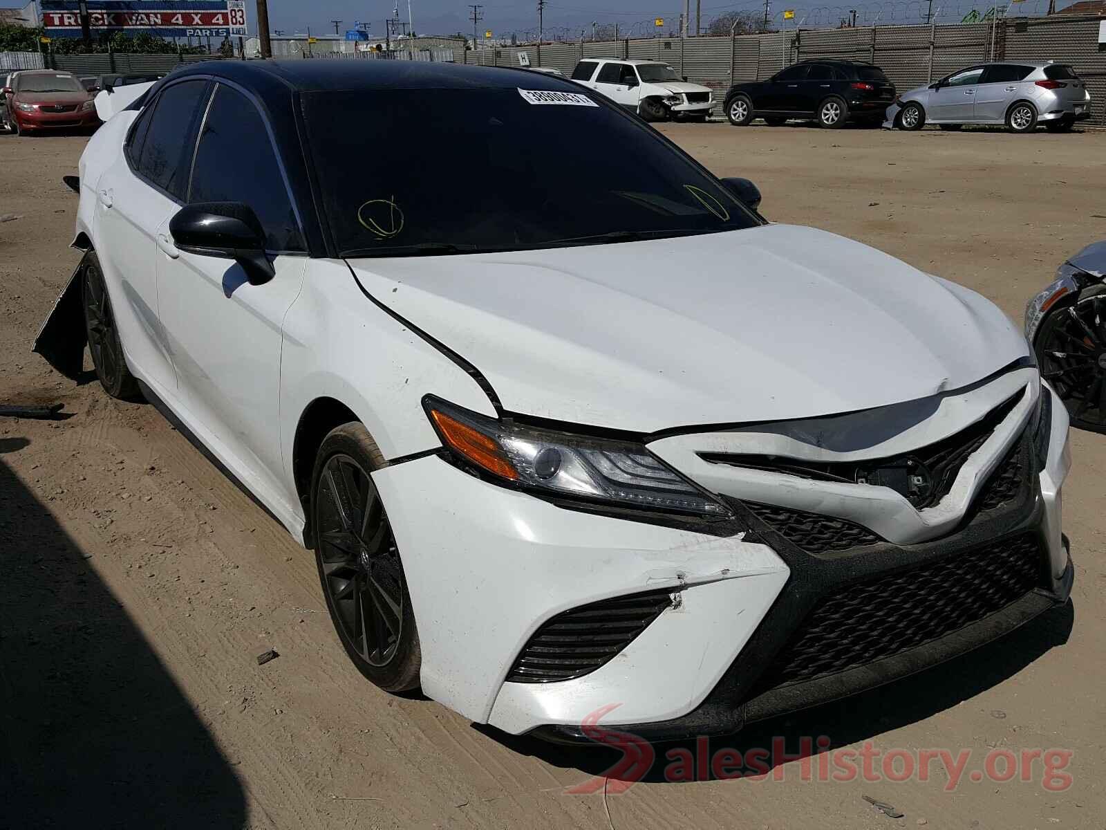 4T1B61HK2KU735623 2019 TOYOTA CAMRY