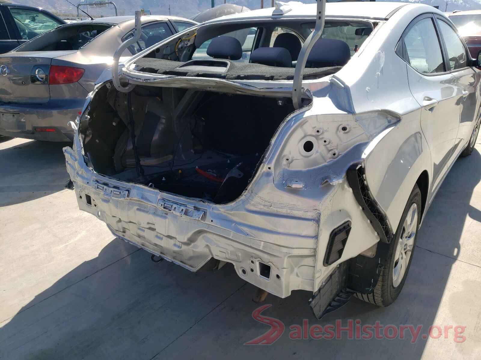 5NPDH4AEXGH687643 2016 HYUNDAI ELANTRA