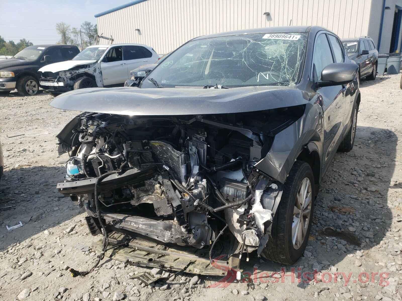 JN1BJ1CP2JW187361 2018 NISSAN ROGUE