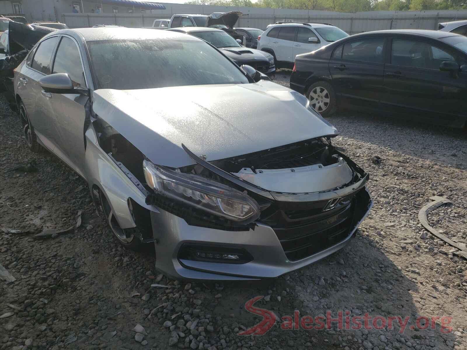 1HGCV1F35JA049732 2018 HONDA ACCORD