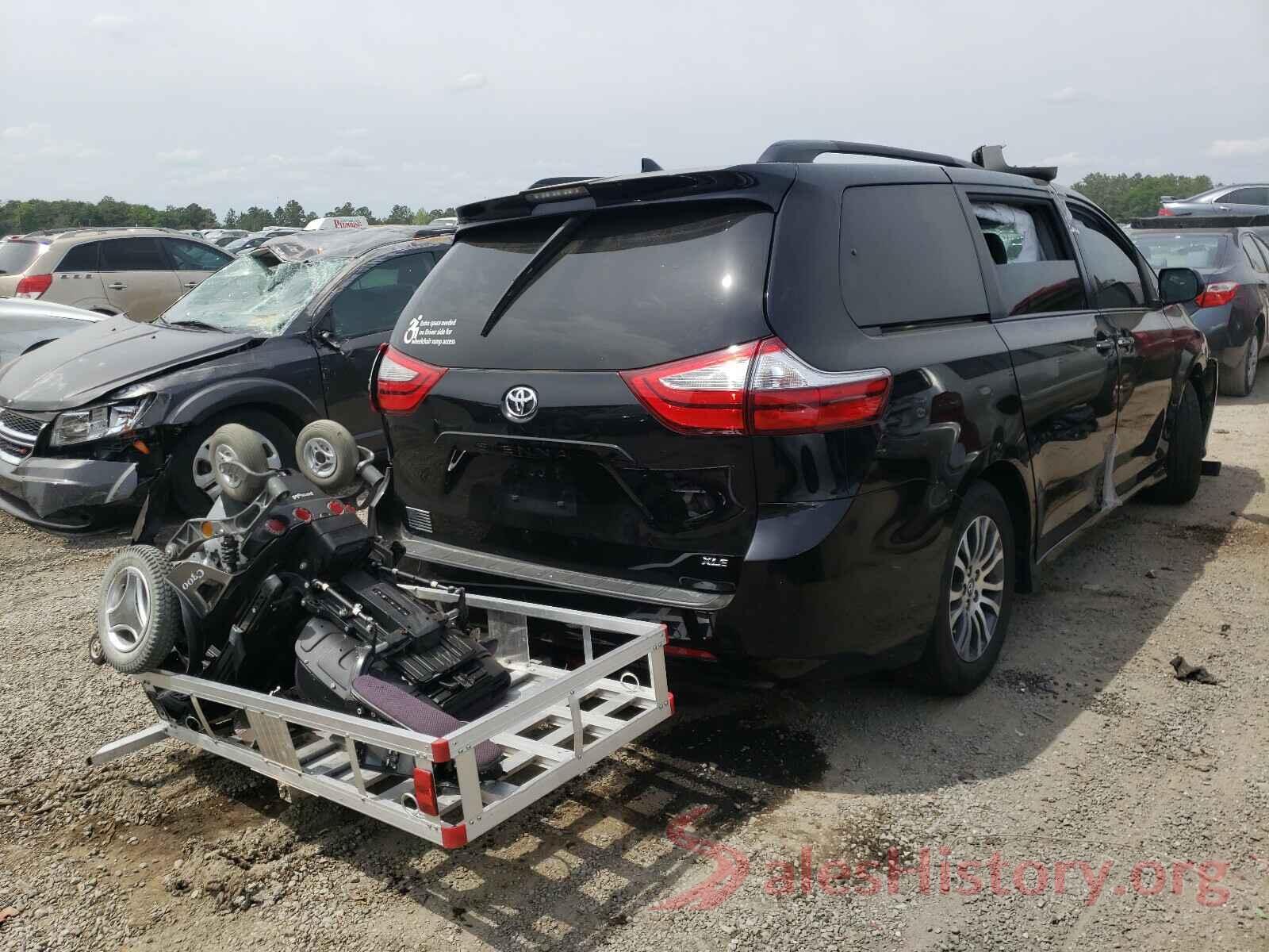 5TDYZ3DC0KS994860 2019 TOYOTA SIENNA